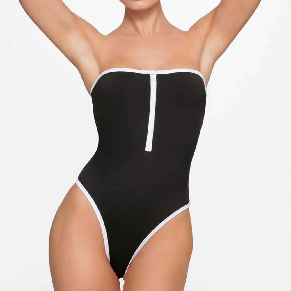 Skims Zip-Up Swim Strapless Plus Size One Piece